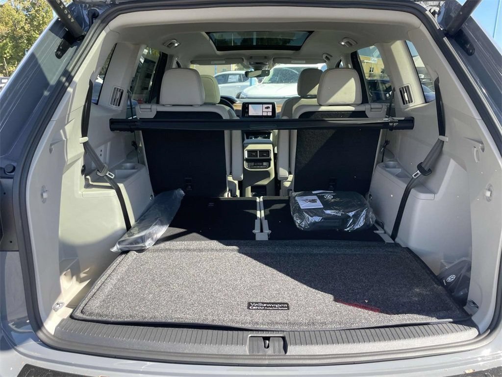 New 2026 Volkswagen Atlas SE FWD image 13