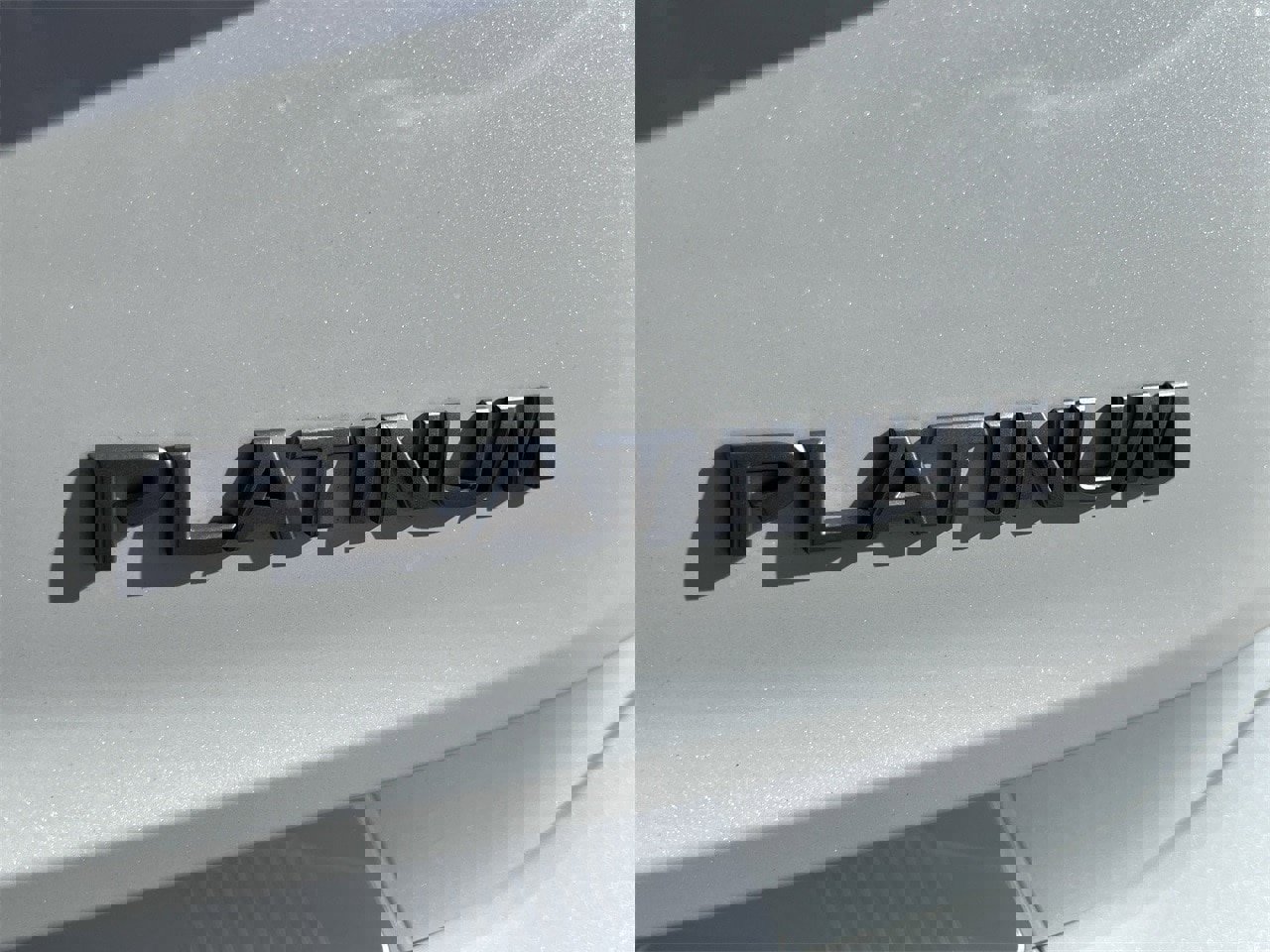 Certified 2025 Nissan Rogue Platinum w/ Tech Package image 6