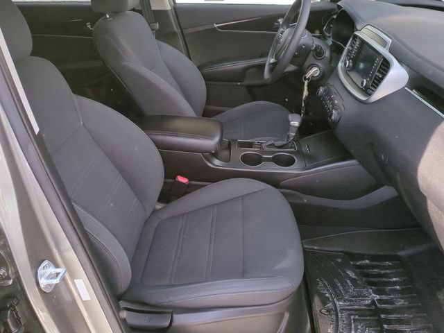 Used 2019 Kia Sorento LX image 26