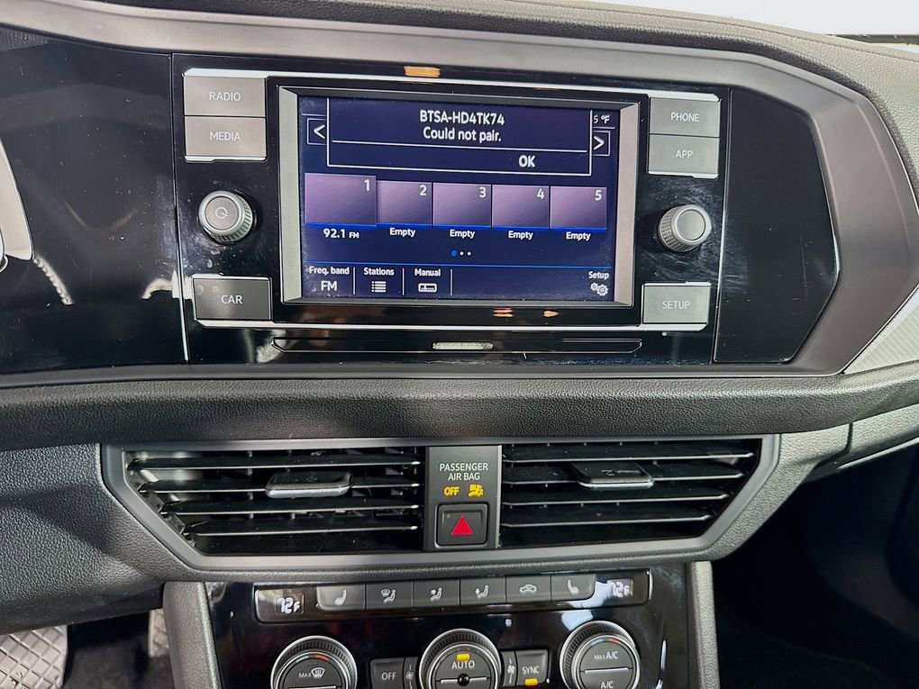 Used 2019 Volkswagen Jetta R-Line image 23