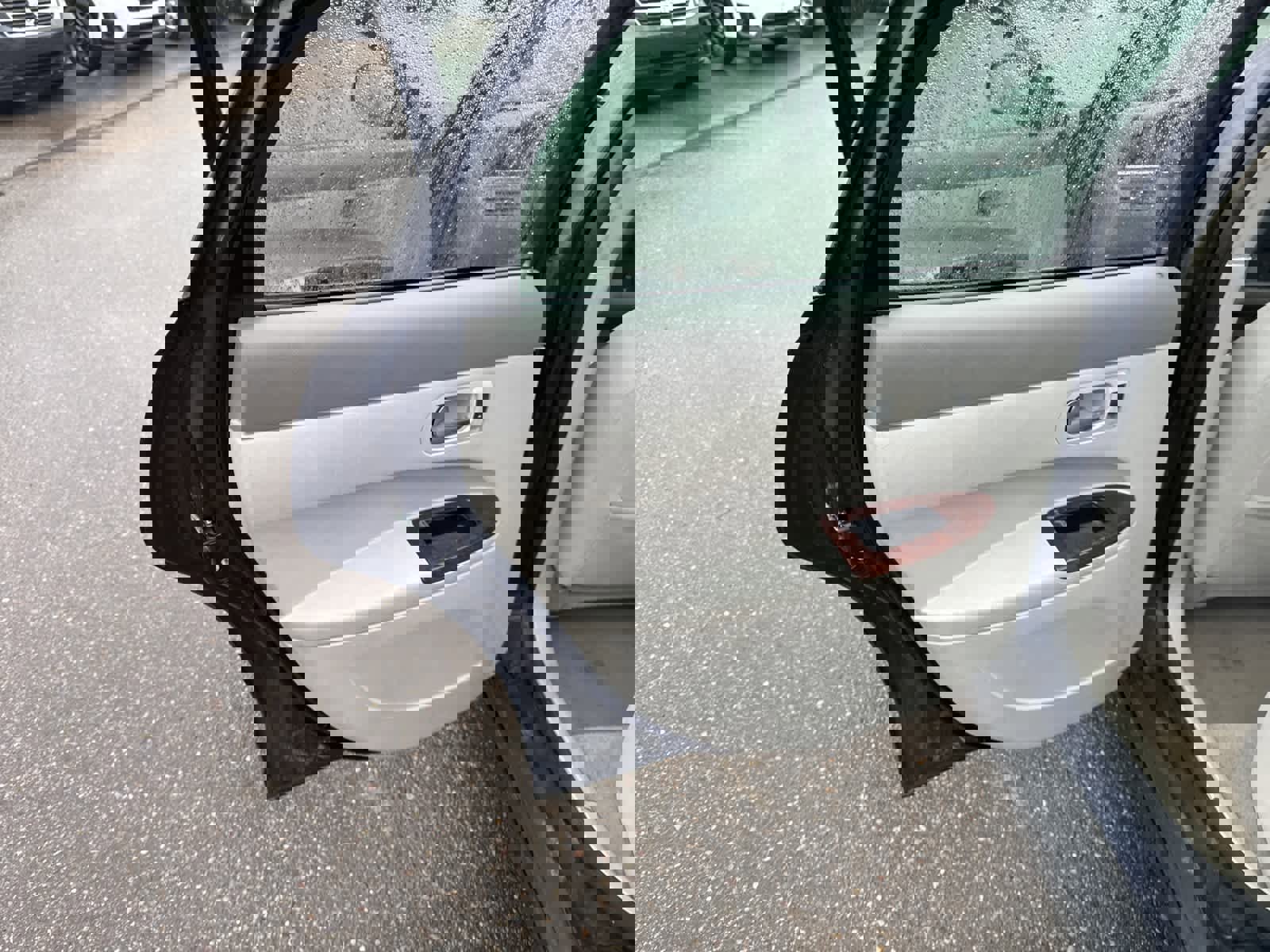 Used 2009 Buick LaCrosse CX image 16