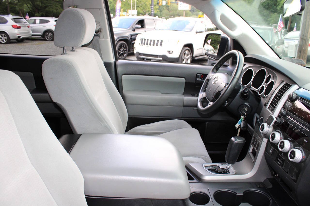 Used 2010 Toyota Sequoia SR5 AWD/4WD image 11