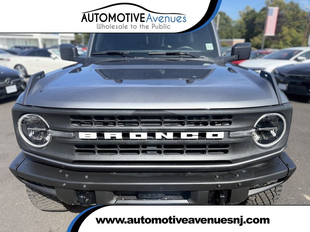 Used 2022 Ford Bronco Black Diamond AWD/4WD image 1