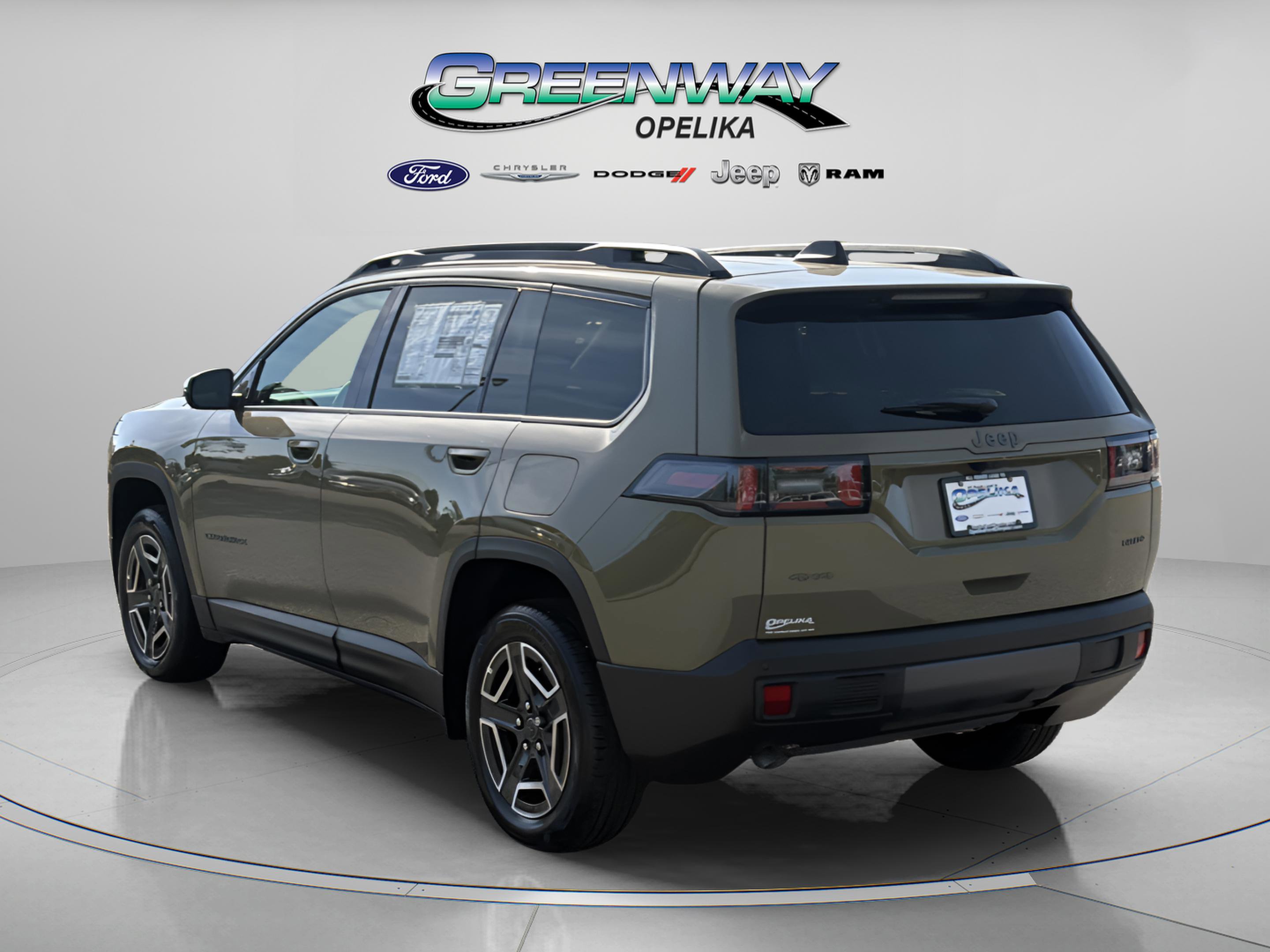 New 2026 Jeep Cherokee Laredo image 5