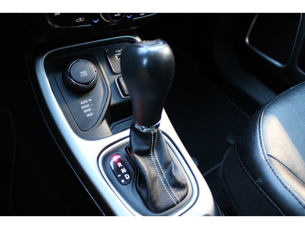 Certified 2021 Jeep Compass Latitude image 29