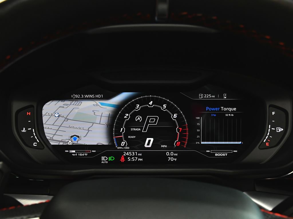 Used 2022 Lamborghini Urus AWD/4WD image 46