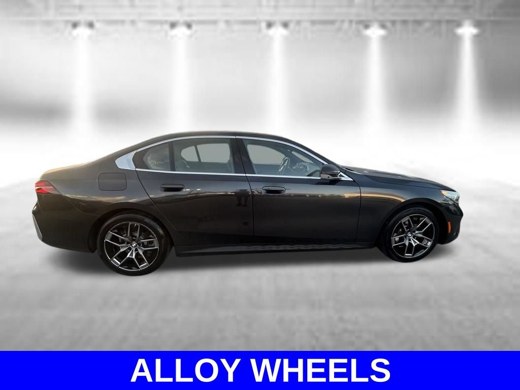 Used 2026 BMW 530i RWD video 3
