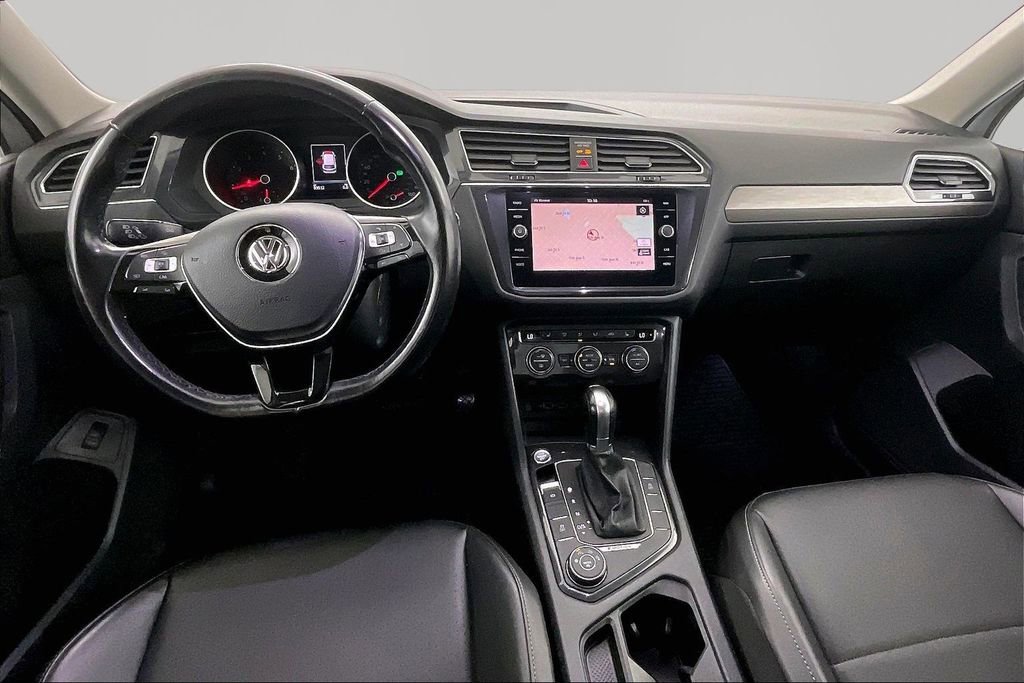 Used 2018 Volkswagen Tiguan SEL AWD/4WD image 7