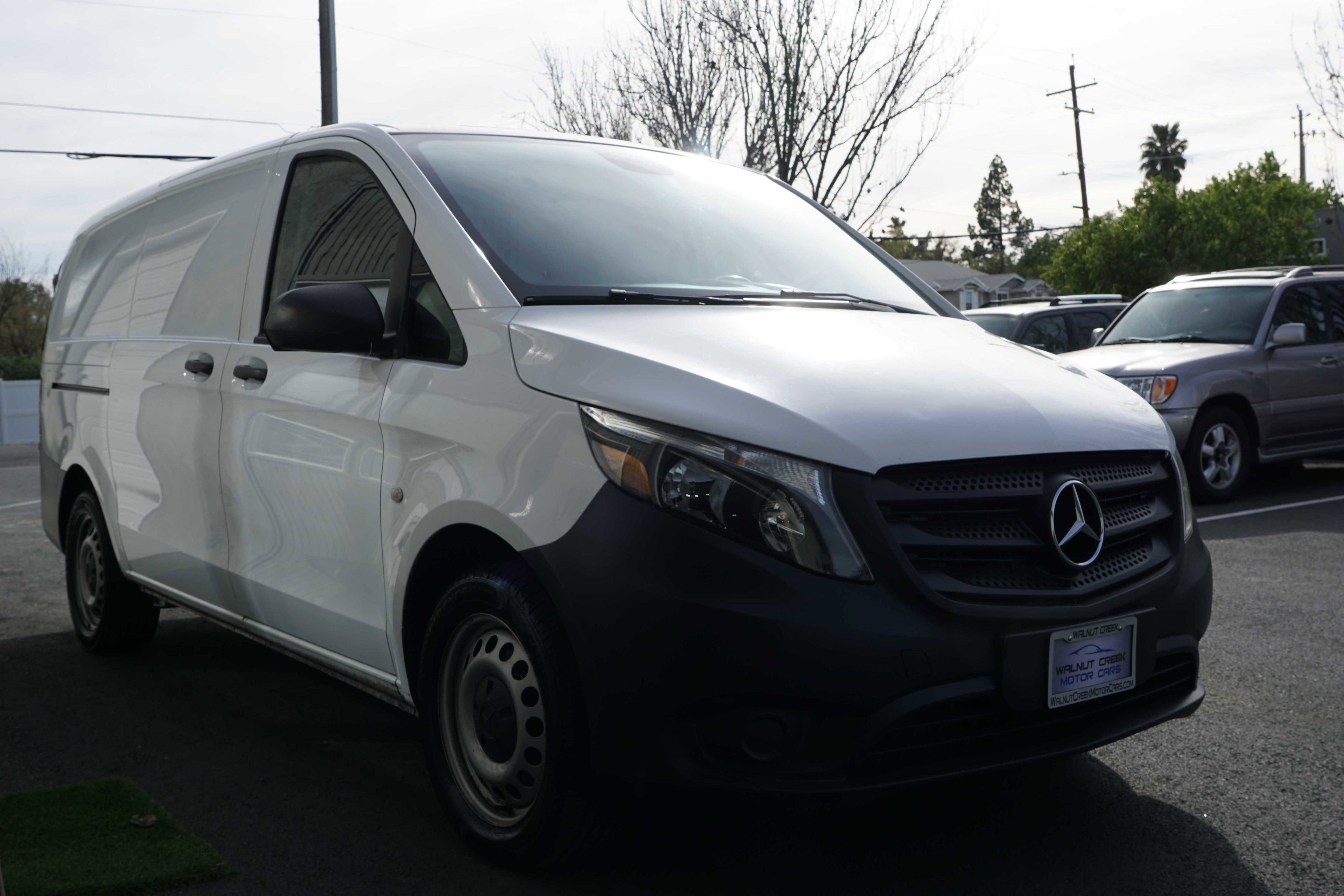 Used 2020 Mercedes-Benz Metris image 7