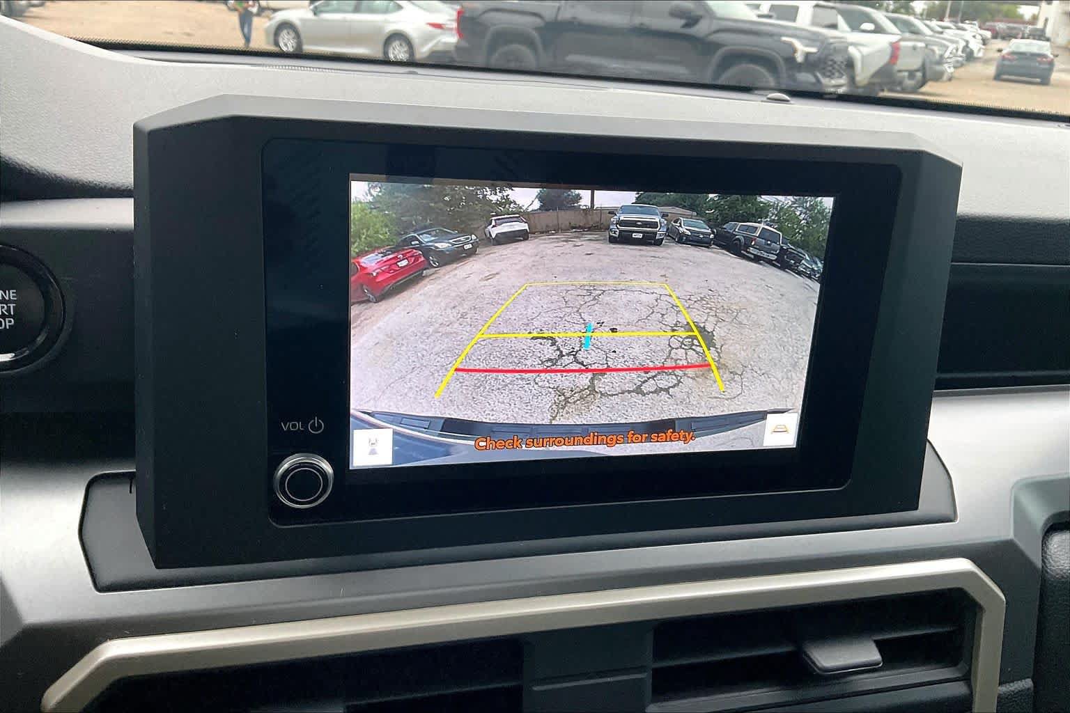 Used 2024 Toyota Tacoma SR5 AWD/4WD image 26