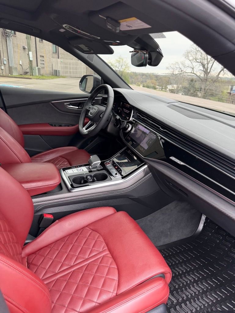 Used 2024 Audi SQ8 Prestige w/ Prestige Package image 10