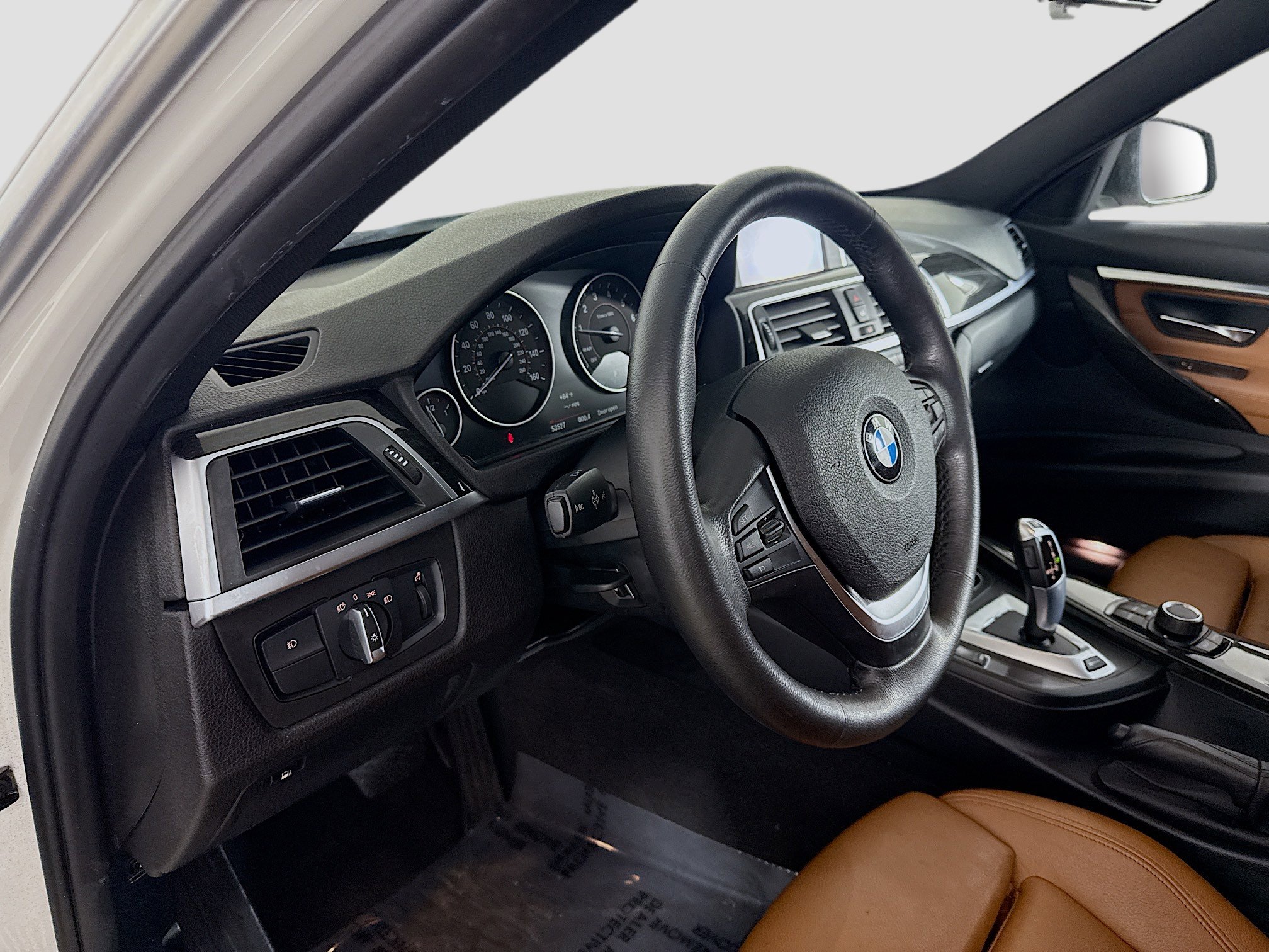 Used 2017 BMW 330e image 22