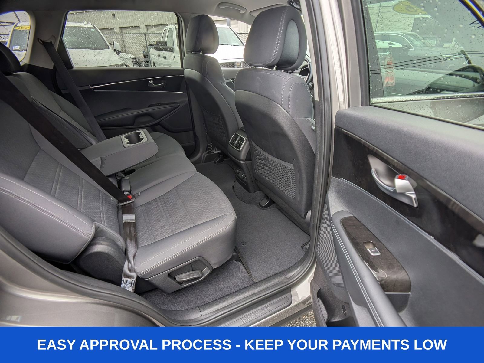 Used 2016 Kia Sorento LX w/ LX Convenience Package image 18