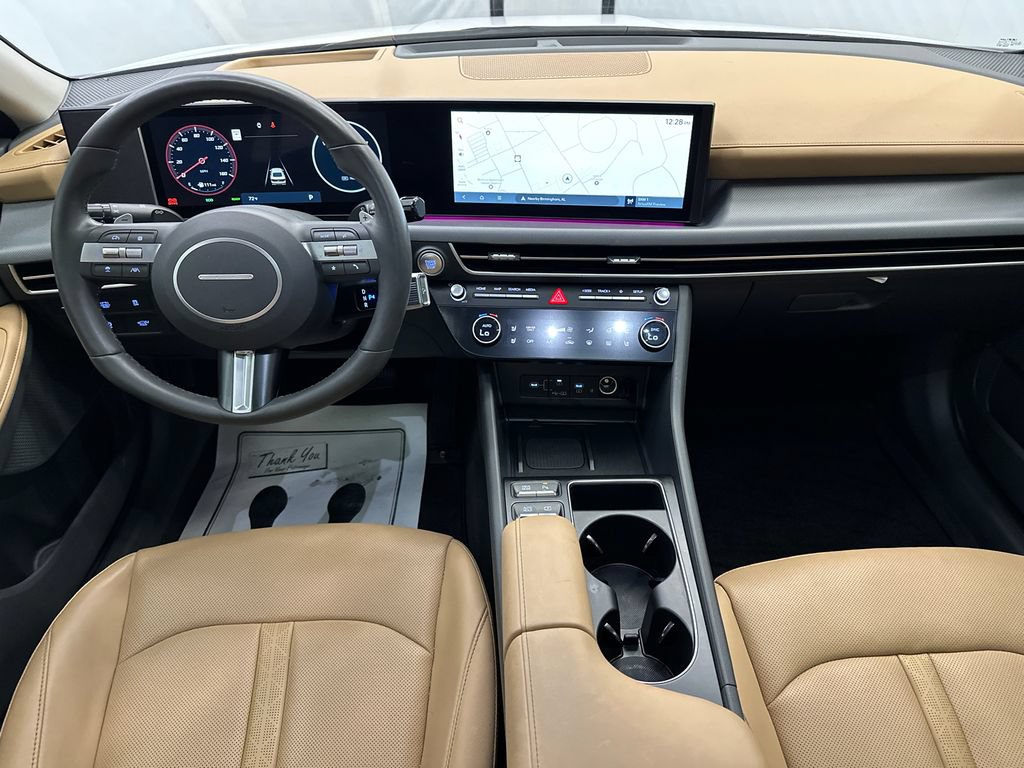 Used 2025 Hyundai Sonata Limited FWD image 23
