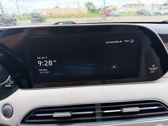 Used 2021 Hyundai Palisade Limited w/ Winter Package AWD/4WD image 11
