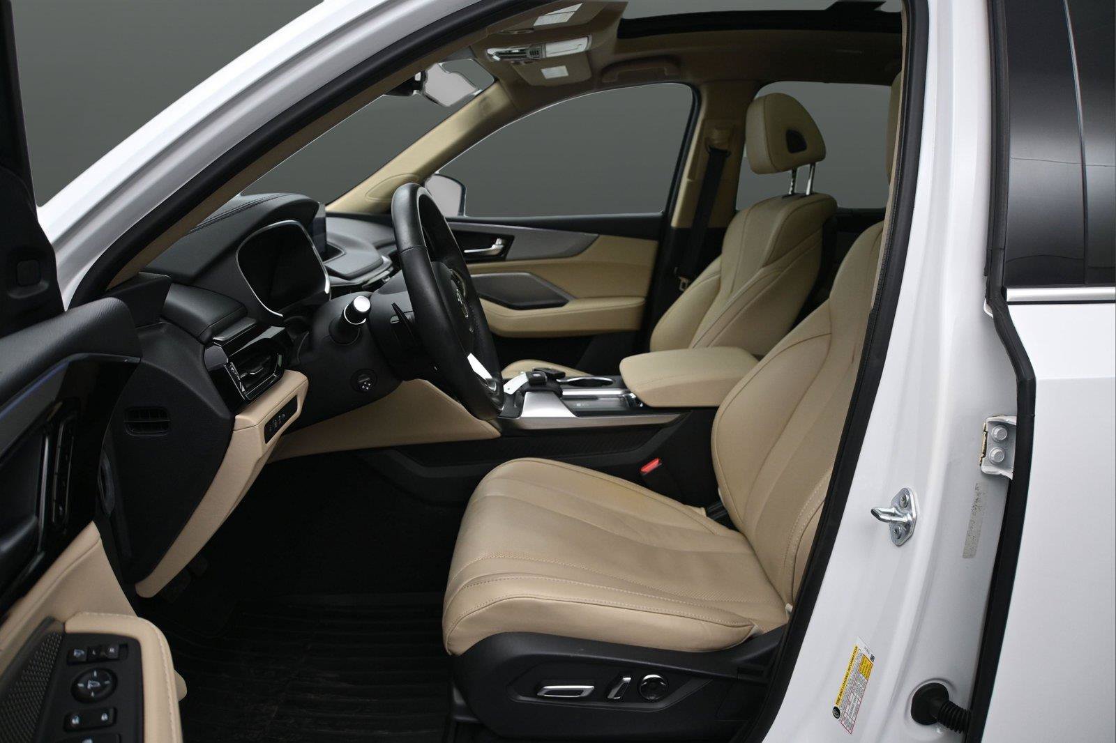 Used 2024 Acura MDX SH-AWD w/ Technology Package image 6