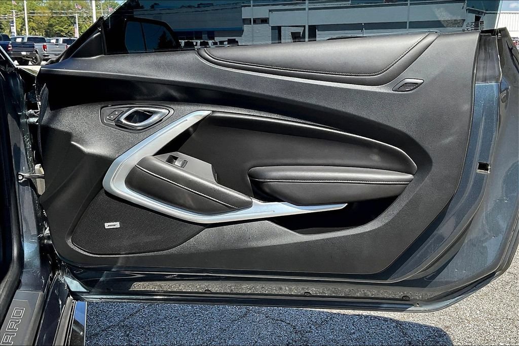Used 2019 Chevrolet Camaro SS RWD image 18