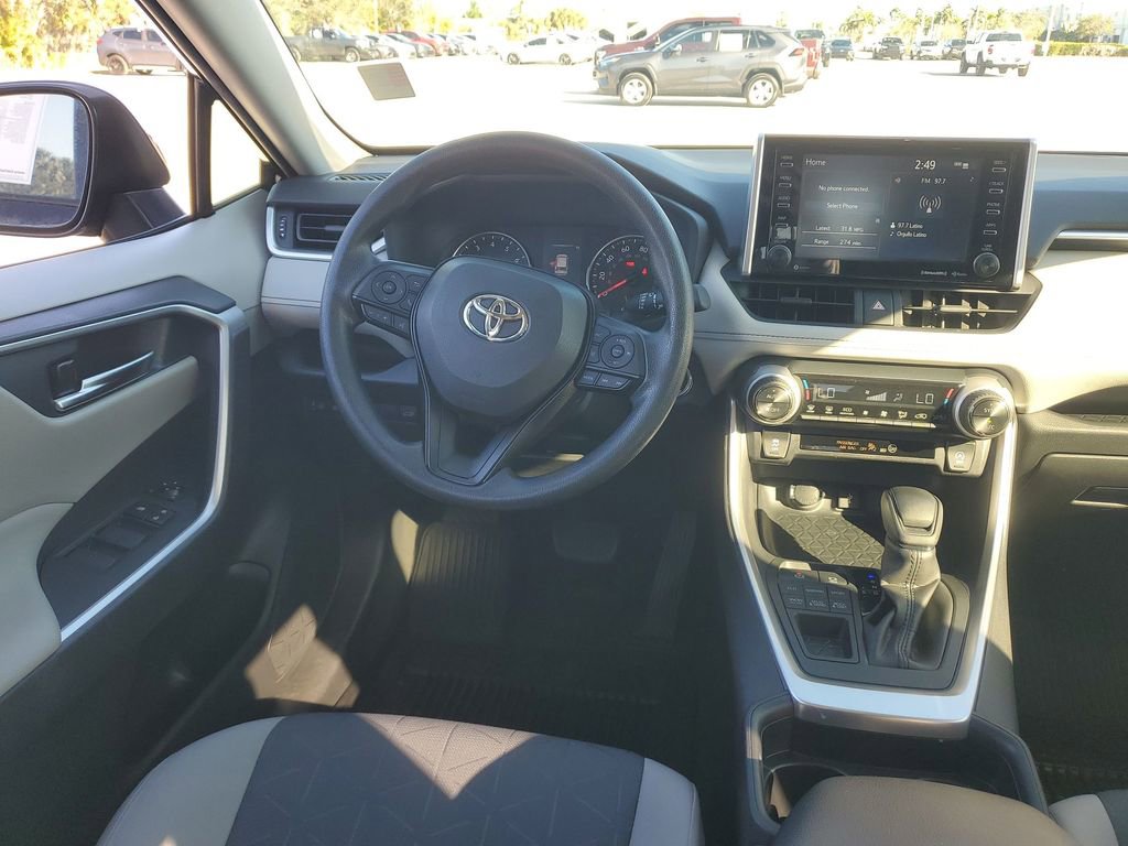 Certified 2021 Toyota RAV4 XLE w/ Convenience Package image 15