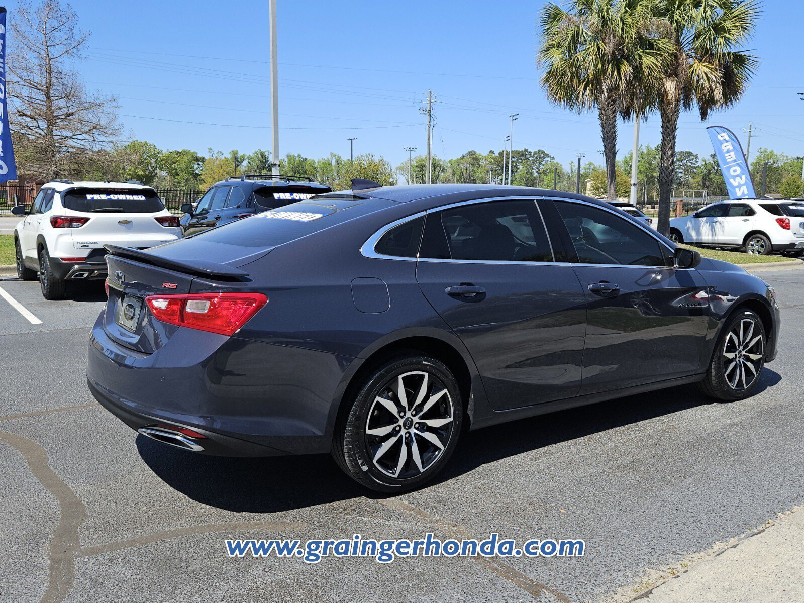 Used 2025 Chevrolet Malibu RS image 5