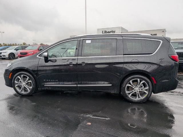 New 2026 Chrysler Pacifica Pinnacle image 7