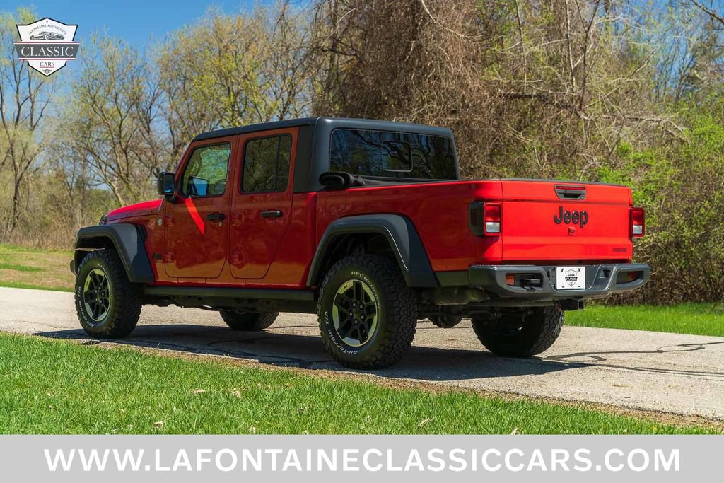 Used 2020 Jeep Gladiator Sport w/ Technology Group AWD/4WD image 2