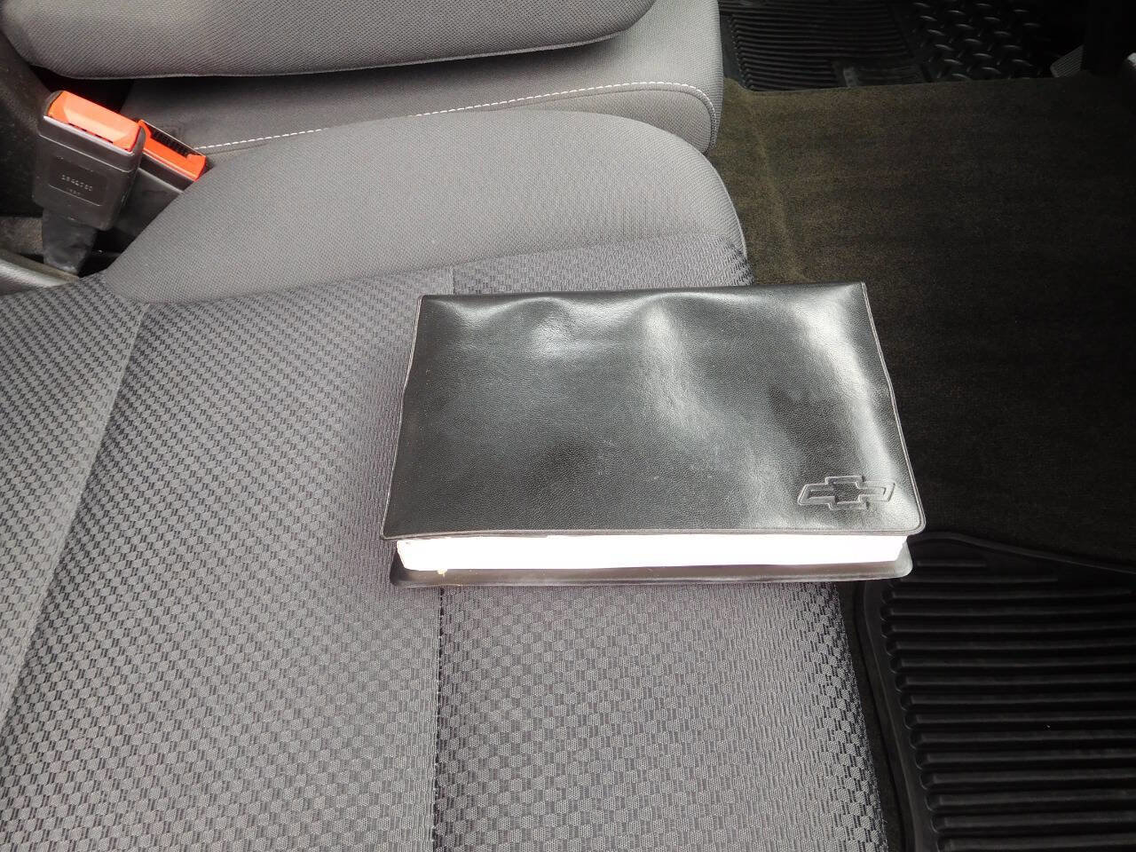 Used 2017 Chevrolet Silverado 1500 LT w/ All Star Edition image 15