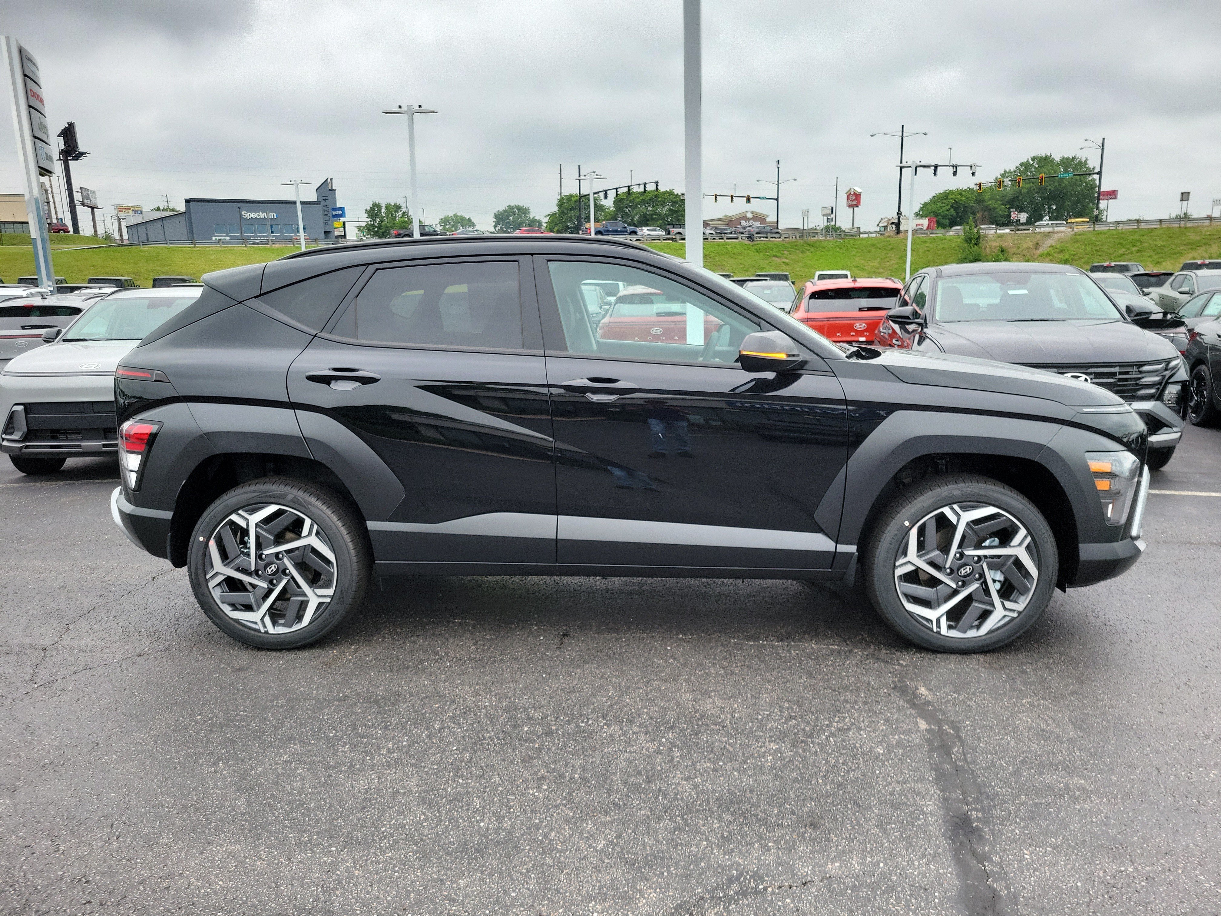 New 2026 Hyundai Kona SEL Premium AWD/4WD image 3
