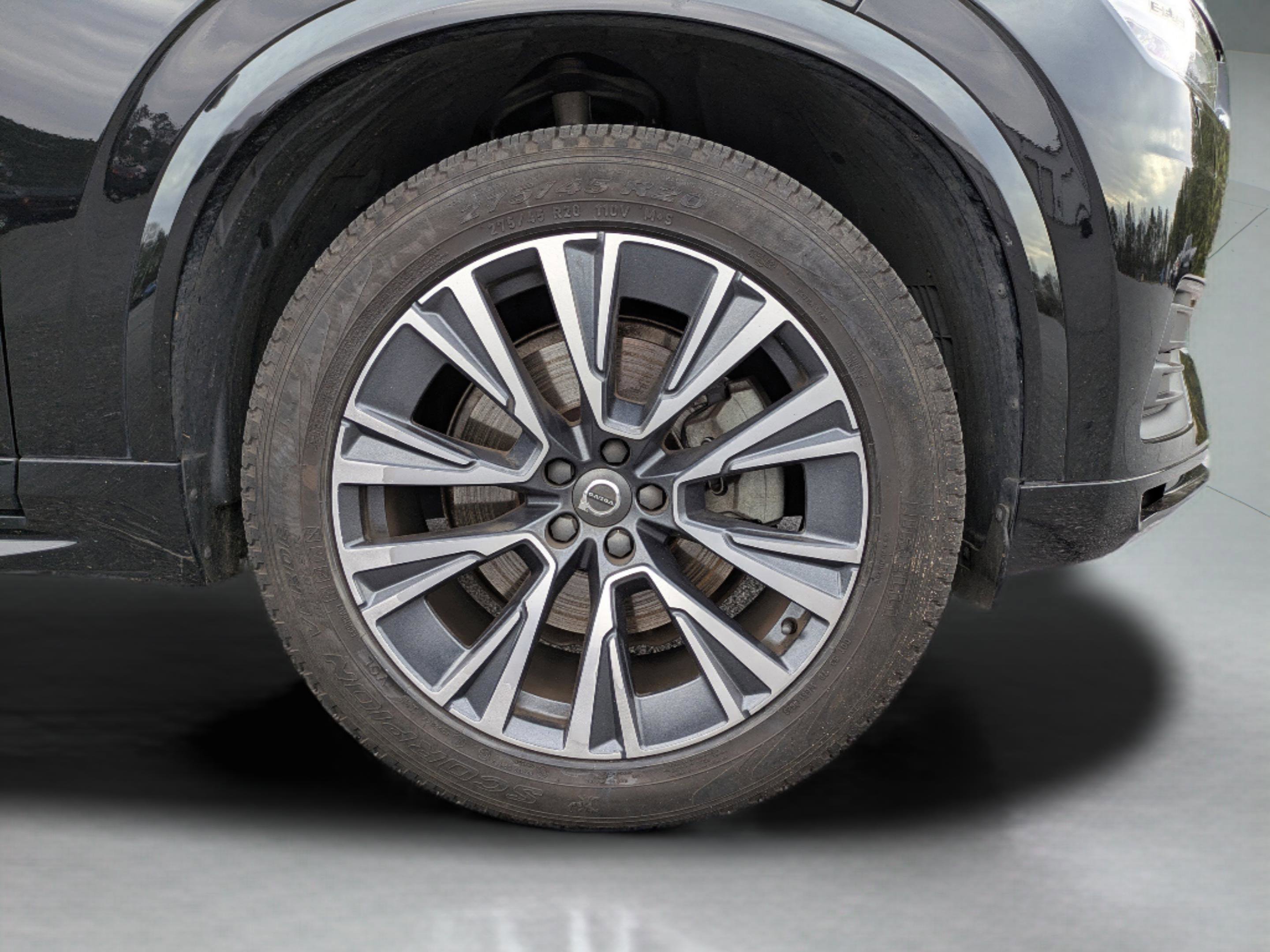 Used 2022 Volvo XC90 T6 Momentum w/ Climate Package image 12