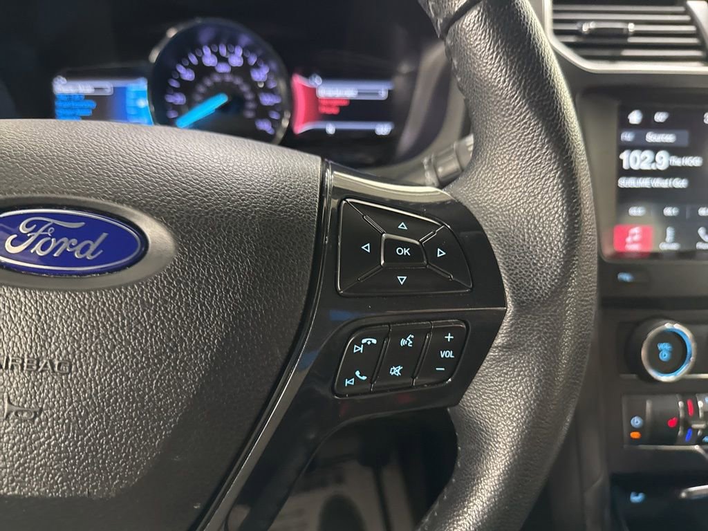 Used 2018 Ford Explorer XLT w/ Equipment Group 202A FWD image 21
