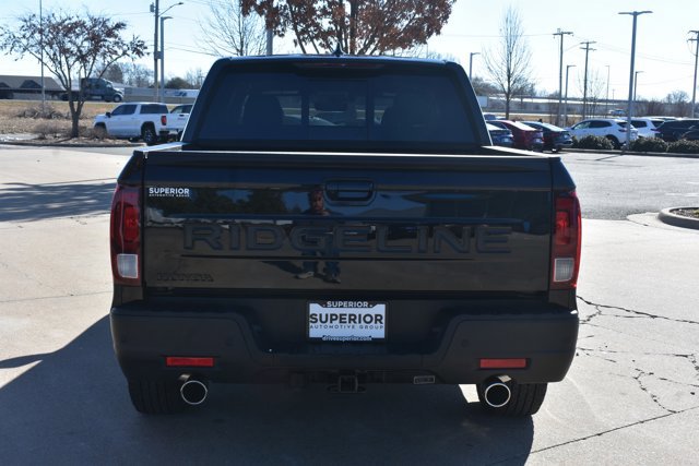 Used 2025 Honda Ridgeline Black Edition image 6