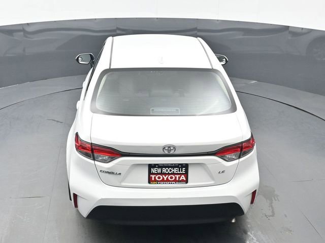 Used 2025 Toyota Corolla LE FWD image 37