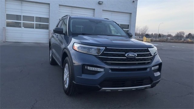 Used 2021 Ford Explorer XLT w/ Equipment Group 202A image 4