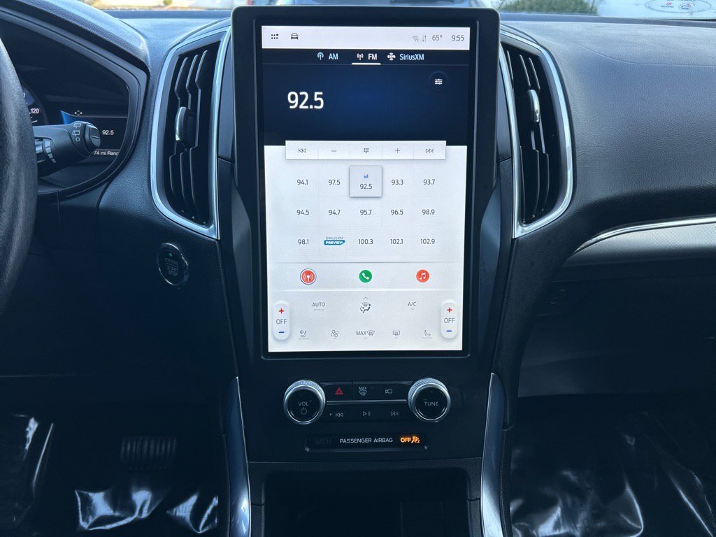 Used 2022 Ford Edge Titanium image 27