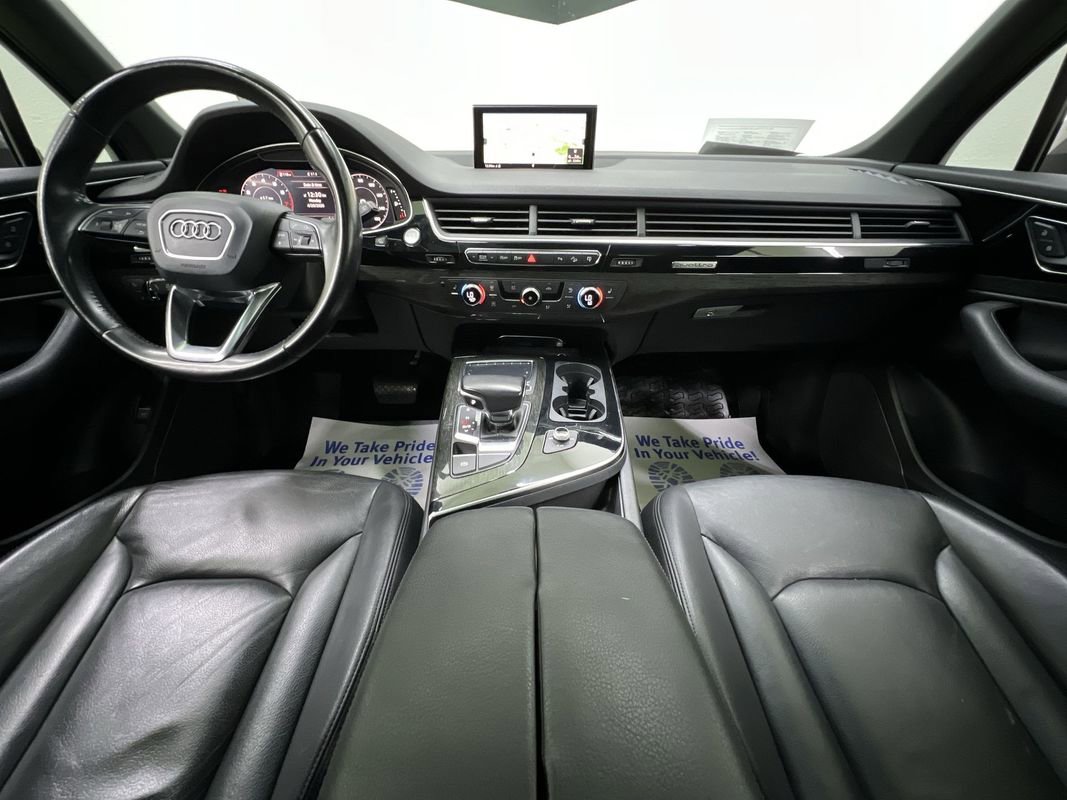 Used 2017 Audi Q7 3.0T Premium Plus w/ Premium Plus Package image 18