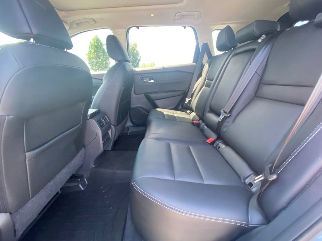 Used 2022 Nissan Rogue SL w/ SL Premium Package FWD image 25