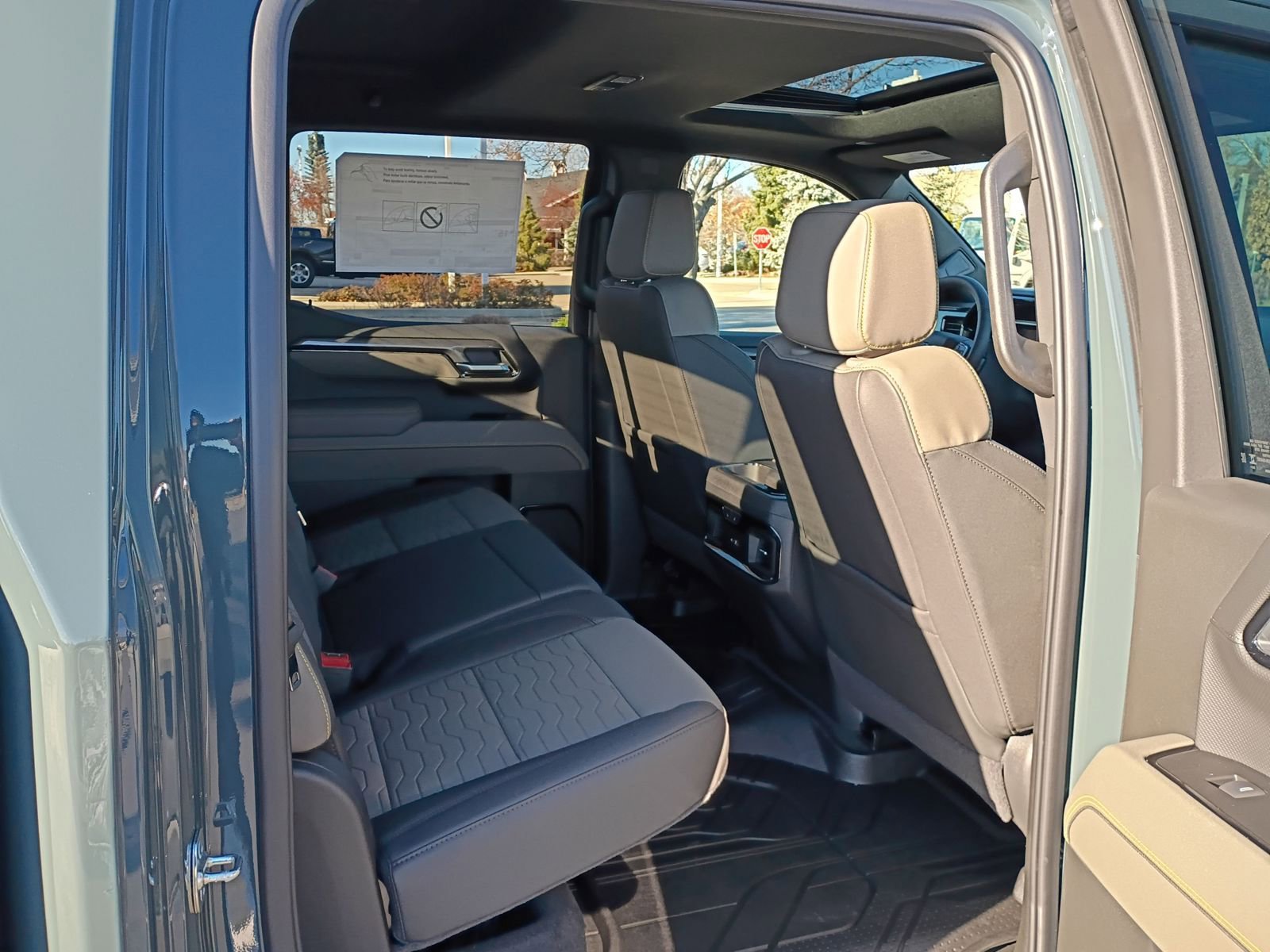 New 2026 Chevrolet Silverado 1500 ZR2 image 25