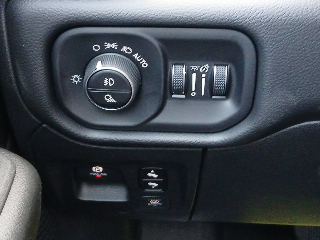 New 2026 RAM 1500 Big Horn AWD/4WD image 12
