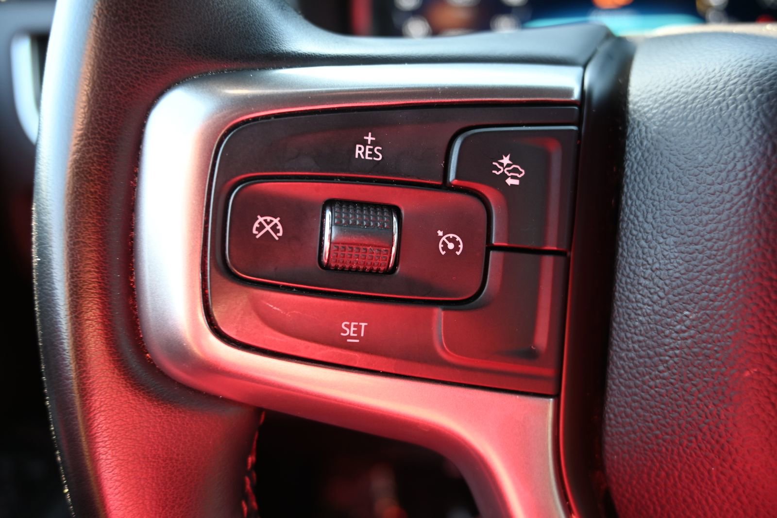 Used 2023 Chevrolet Tahoe LT image 7