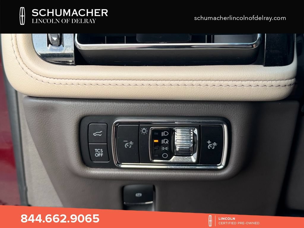 Certified 2023 Lincoln Nautilus AWD w/ Premium Package image 28