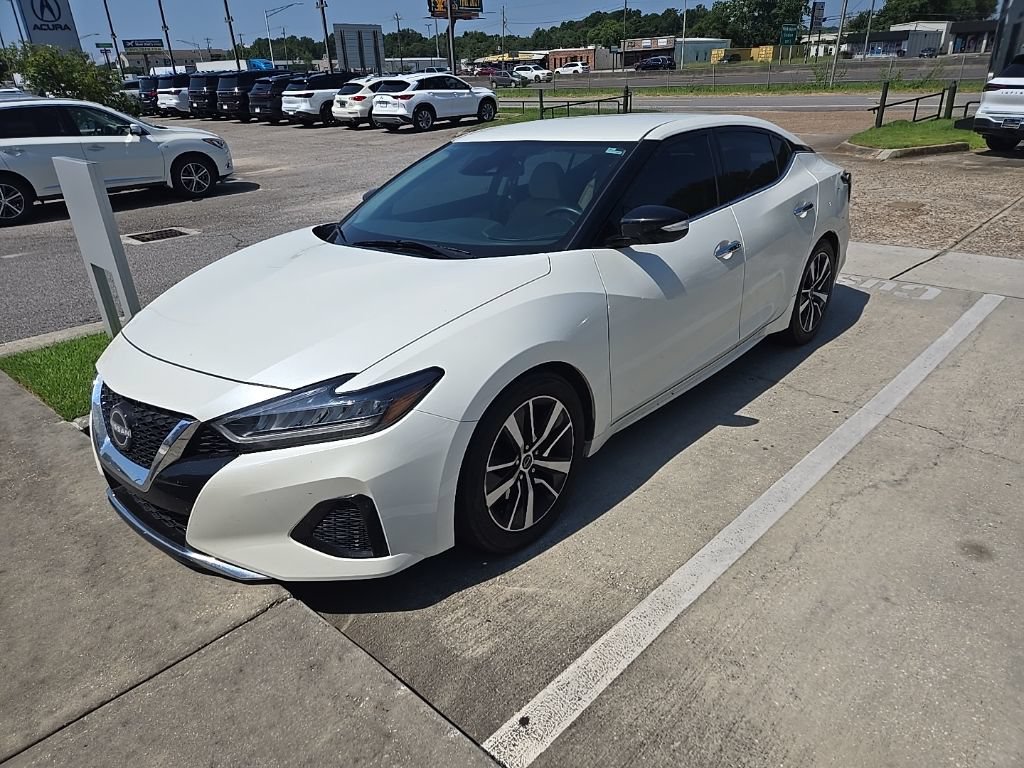 Used 2023 Nissan Maxima SV w/ Floor Mat Group