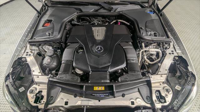 Used 2017 Mercedes-Benz E 400 4MATIC Wagon image 33