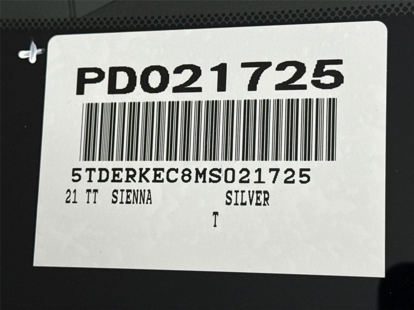 Certified 2021 Toyota Sienna Platinum image 47