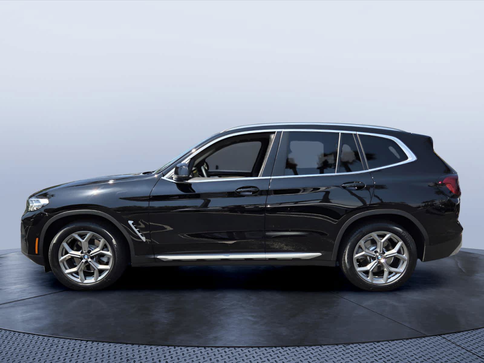 Certified 2023 BMW X3 sDrive30i w/ Parking Assistance Package RWD image 3