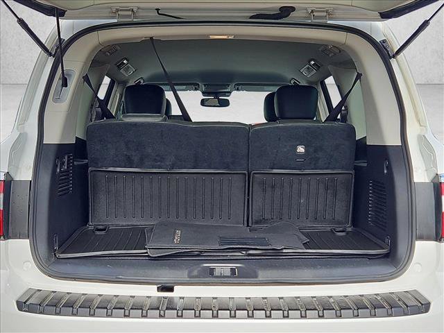 Used 2021 Nissan Armada SV w/ SV Appearance Package RWD image 10