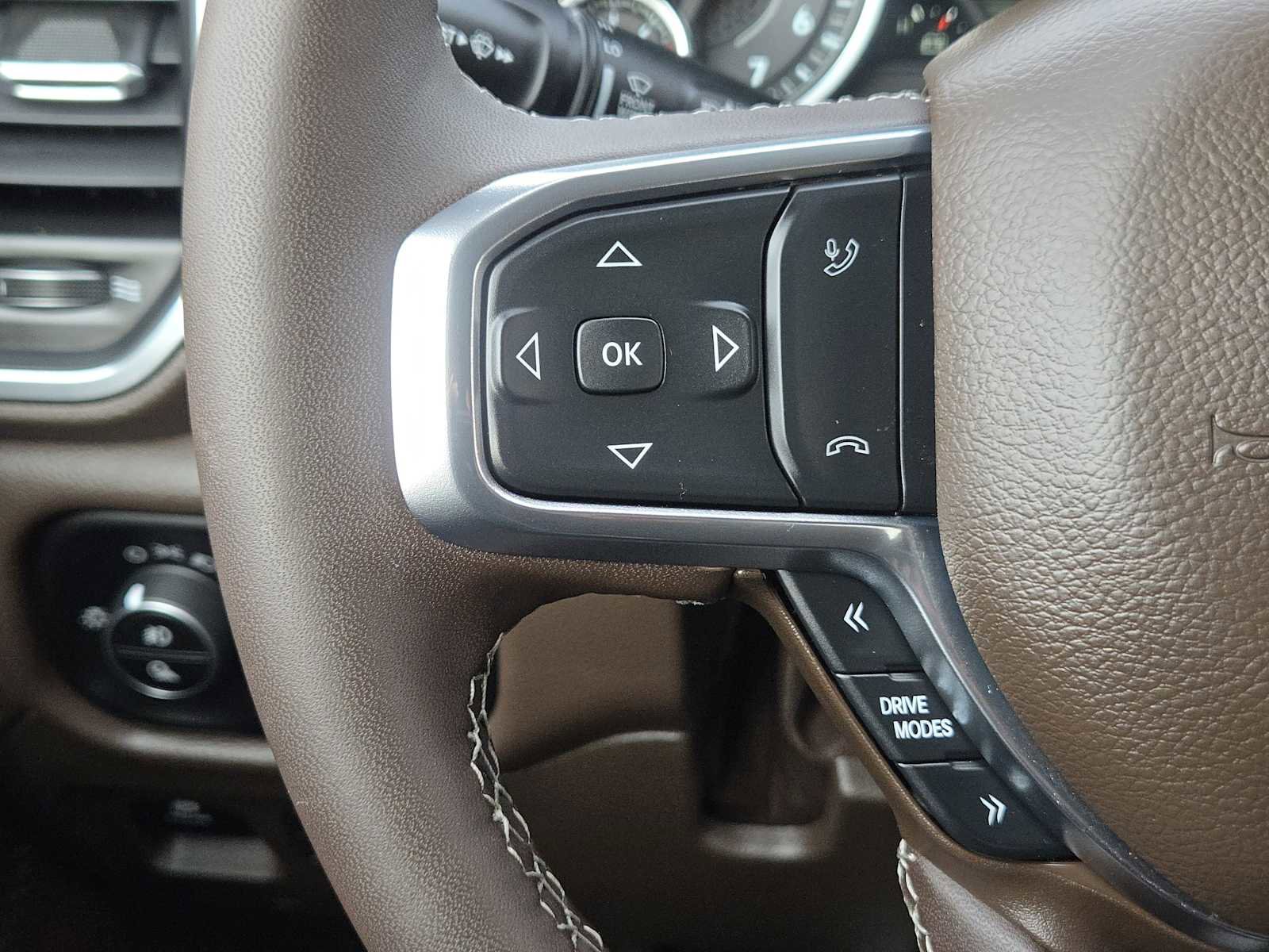 Used 2025 RAM 1500 Laramie w/ Laramie Southwest Edition image 27