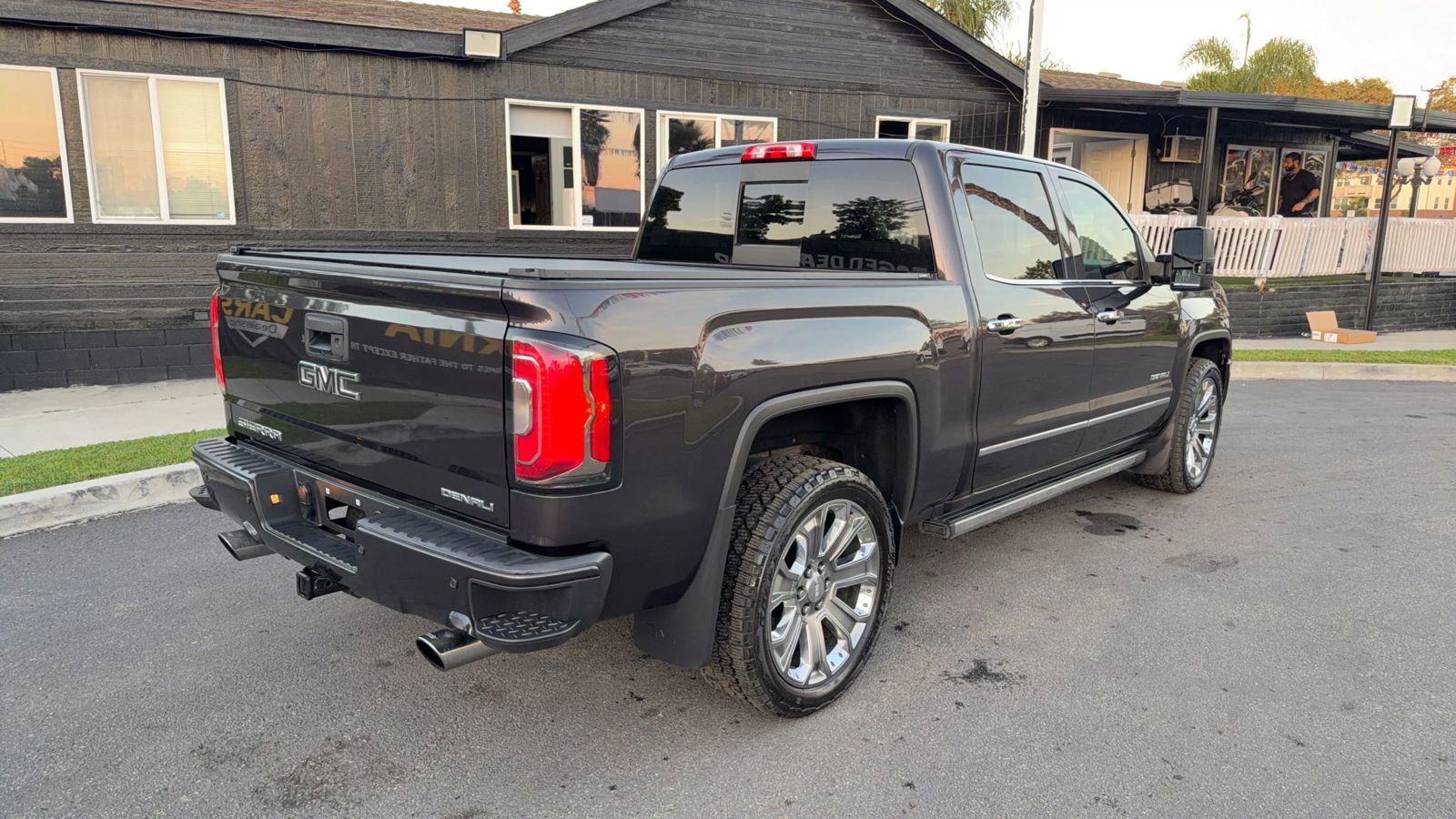Used 2016 GMC Sierra 1500 Denali w/ Denali Ultimate Package image 10