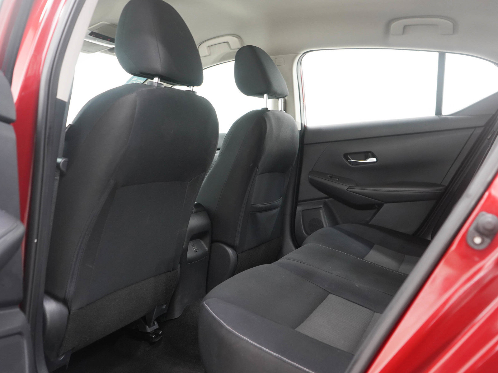 Used 2020 Nissan Sentra SV image 17