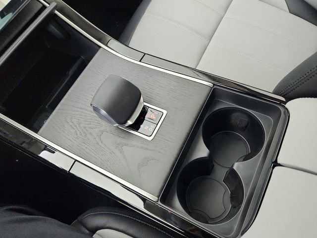 New 2025 Land Rover Range Rover Evoque Dynamic SE image 30