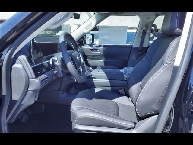 New 2025 Land Rover Range Rover Velar Dynamic SE image 34