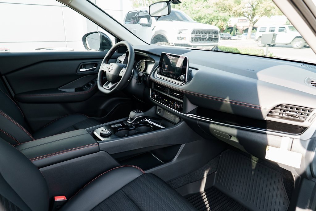 New 2026 Nissan Rogue Rock Creek image 28